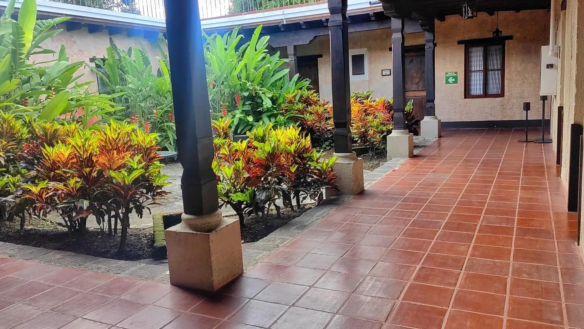 Porta Hotel Antigua