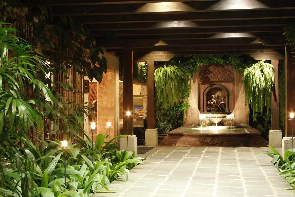 Porta Hotel Antigua